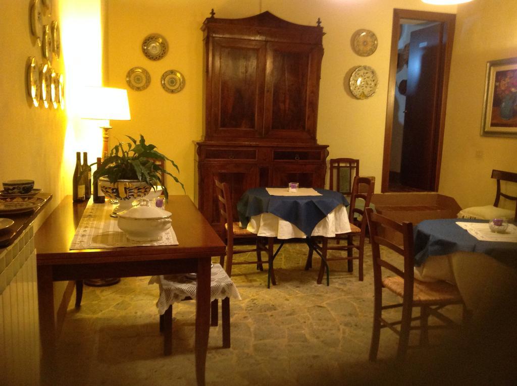 مونتيريجيوني La Canonica Di San Michele المظهر الخارجي الصورة