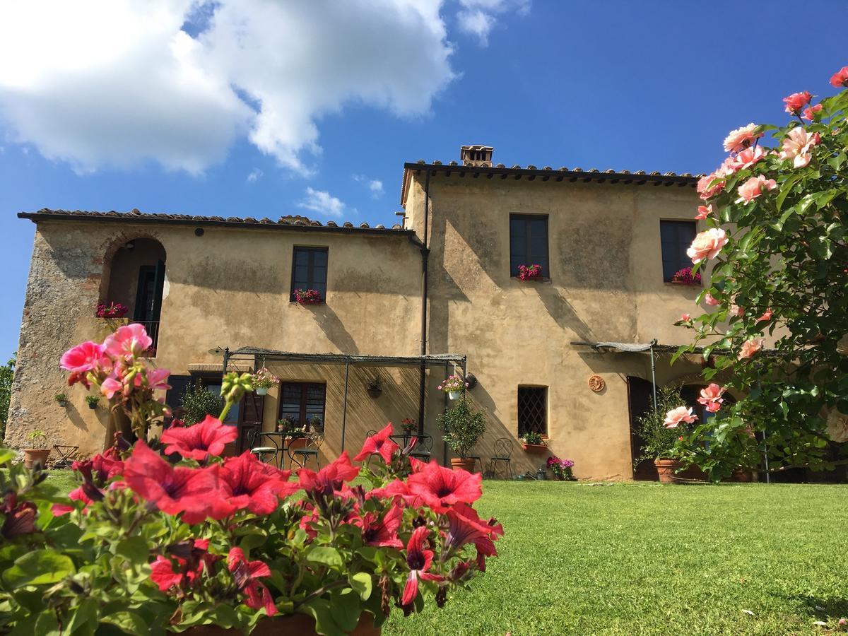 مونتيريجيوني La Canonica Di San Michele المظهر الخارجي الصورة
