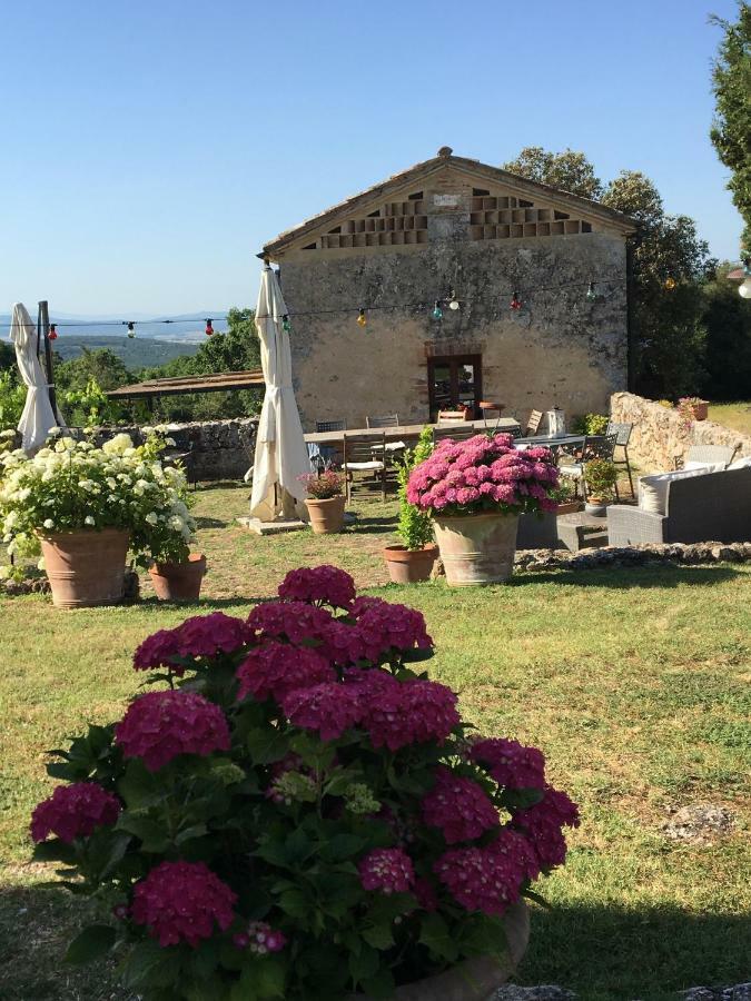 مونتيريجيوني La Canonica Di San Michele المظهر الخارجي الصورة